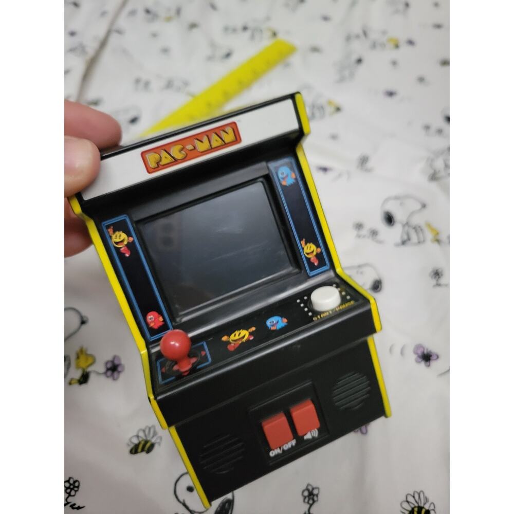Pac-Man Mini Retro Arcade Machine Tested working - Picture 2 of 4